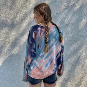ISO WILD FABLE TIE DYE SWEATSHIRT (M)